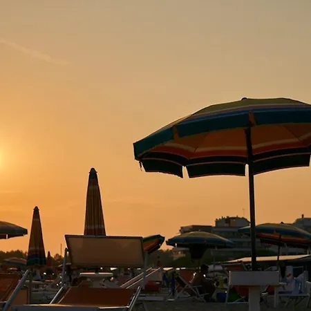 Cozy Flat With Balcony Near The In Bibione
