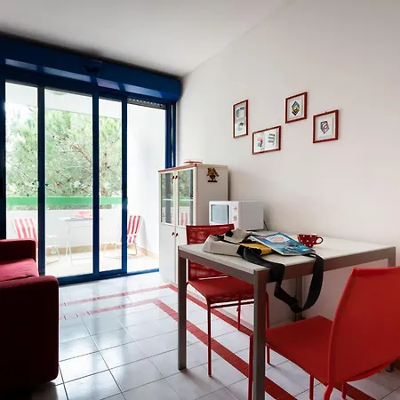 Cozy Flat With Stunning Terrace In * Bibione